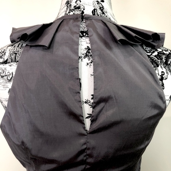 CUE Metallic Frill Tank Top Steel Grey Sleeveless Scoop Neck Ruffle Pleat Size 6 - Picture 10 of 15